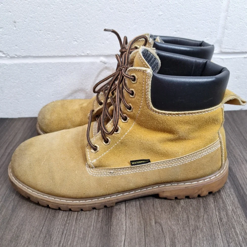 Old Mill Men's Size 11 Waterproof Work Boots Tan Suede Leather Lace‎ Up SG015